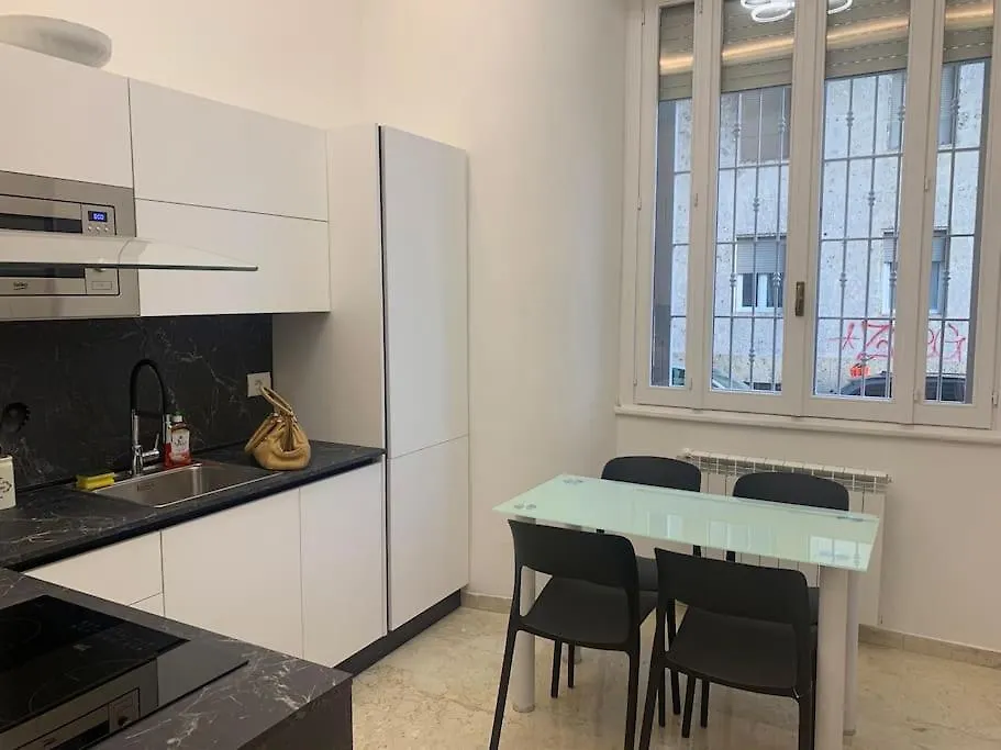 Citylife Brand New Luxury Art Apartment-1